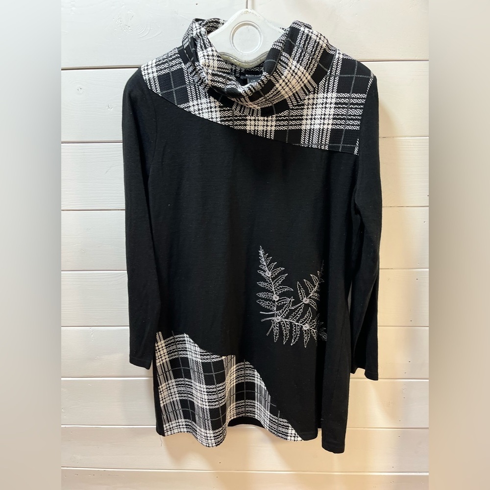 ALISON SHERI – Black & White Plaid Tunic L